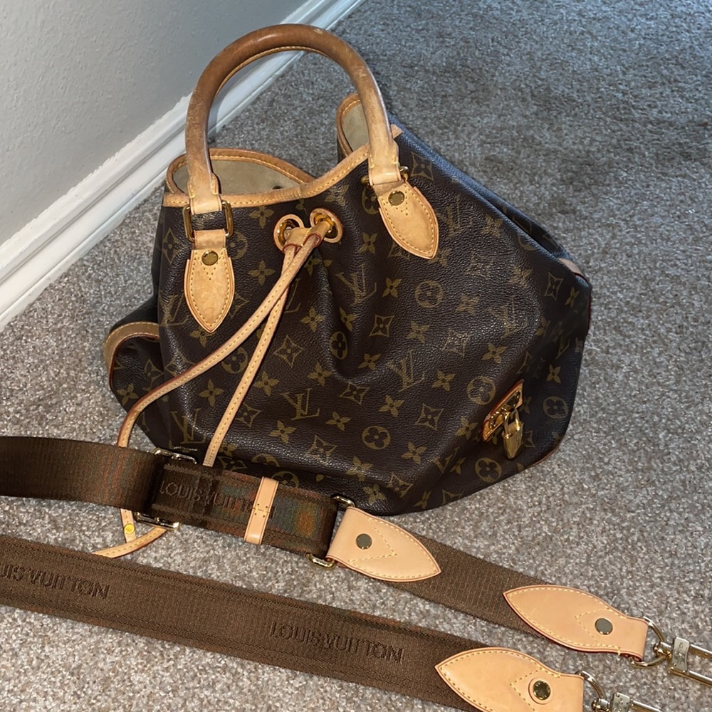 Louis Vuitton bag